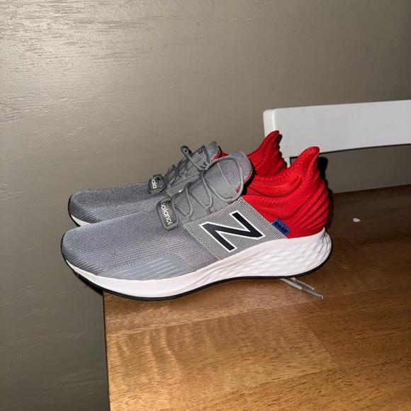 Men’s New Balance - Picture 1 of 4